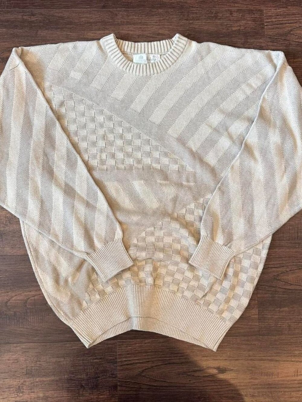 VINTAGE WOLSEY MADE IN SCOTLAND BEIGE CHECKERED KNIT SIZE L
